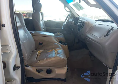 2002 Ford F-150 Lariat/Xlt z USA, uszkodzony, nr VIN 1FTRW07L52KB73025